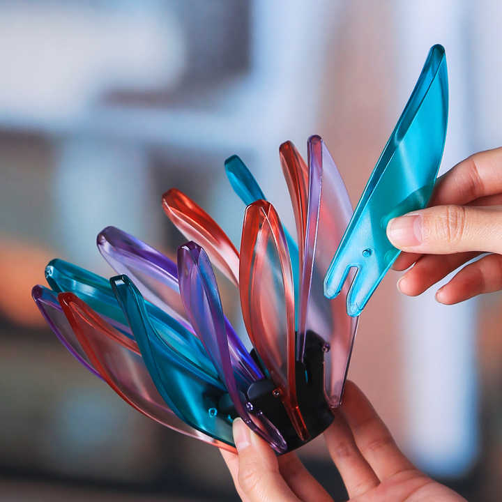 V60 Pour Over Coffee Dripper - Heat Resistant Brew Filter Cone - Green(Black  Base)